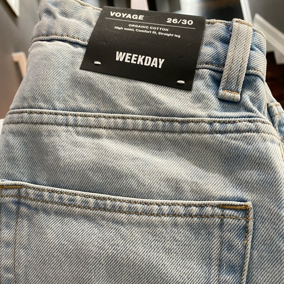 Weekday Voyage High Waist Comfort Straight Jeans - Picture 6 of 9